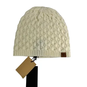 Frye White Cable Knit Beanie Hat Leather Logo Patch One Size thumbnail 2
