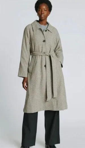 Everlane Italian Rewool trench NEW thumbnail 1
