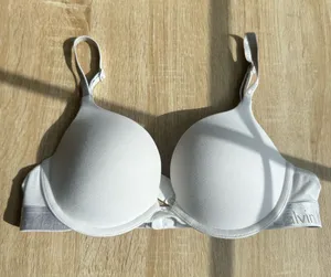 Calvin Klein White Everyday Molded T-Shirt Bra thumbnail 1