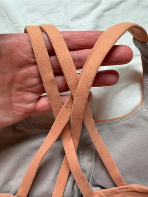 Lululemon Strappy Cross Back Sports Bra Peach‎ Size 4 thumbnail 3