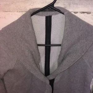 Lululemon Athletica yin to my yang cardi sweatshirt jacket gray and black small‍ thumbnail 5