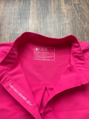 FIGS Women’s Shocking Pink Rafael Oversized Scrub Top Nursing Hospital - Size M thumbnail 3