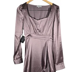 AREA‎ STARS Lavender Satin Ruffle Slit Long Dress Square Neck Long Sleeve S thumbnail 3