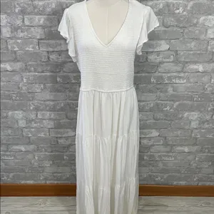 Meroketty White smocked V-neck tiered midi dress thumbnail 2