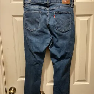 Levi's High Rise Blue Jeans for Women thumbnail 3