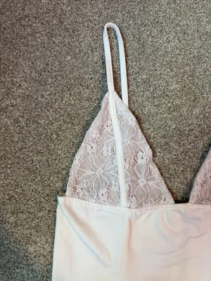 White Lace Zip Up V Neck Tank Top thumbnail 3