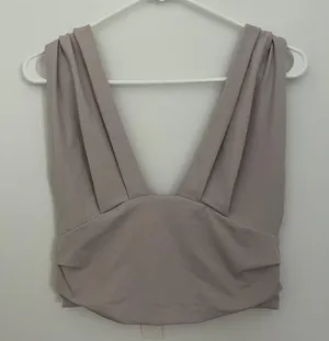 Crop Top Tan Size M thumbnail 1