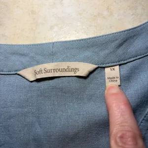 Soft Surroundings Embroidered Linen Blend Tunic Top Blue V-Neck‎ Plus Size 1X thumbnail 2