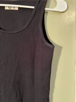 American Giant Women's Size XS Tank Top Black Ribbed‎ Scoop Neck Stretch Cotton thumbnail 4