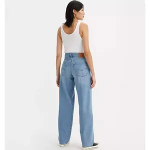 Levi's Premium Women's 24x30 Baggy Dad Jeans In the Middle Medium Wash thumbnail 3