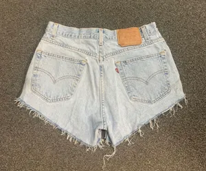 Vintage 505 Levi's Shorts  thumbnail 1