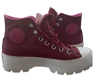 Converse Chuck Taylor All Star RED LUGG Gore-Tex Leather 5.5 WomensD thumbnail 1