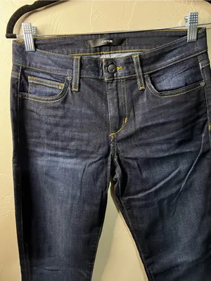 Joe’s Jeans Starlet Slim Mini Bootcut Victoria Wash Dark Denim Jeans thumbnail 3