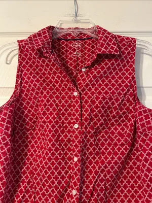 St. John's Bay Red Geometric Sleeveless Button-Down Shirt Medium thumbnail 3