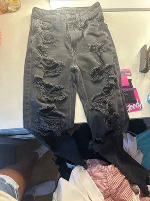 Black American Eagle Jeans Distressed thumbnail 1