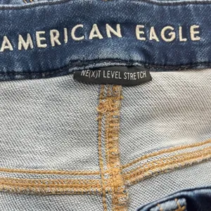 American Eagle Outfitters‎ Curvy Hi Rise Jegging Jeans Dark Wash Ripped Size 6 thumbnail 7