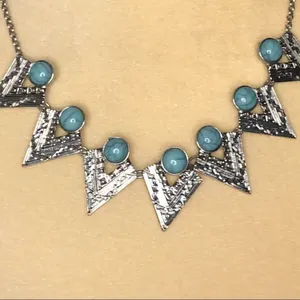 Cool silver and turquoise stone necklace Silver thumbnail 2