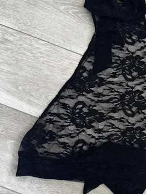 Edikted Black Floral Lace Halter Crop Top thumbnail 2
