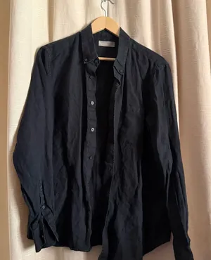 Everlane Black Button-Up Long Sleeve Shirt thumbnail 1
