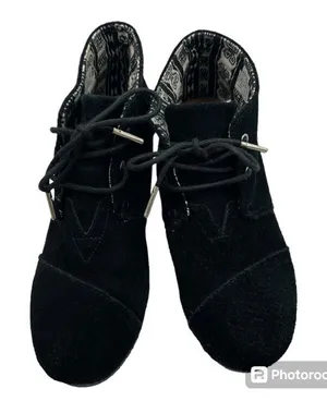 Tom’s black microsuede wedge ankle bootie size 8 thumbnail 1