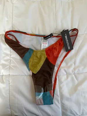 Pretty Little Thing Swimsuit Bottoms thumbnail 2