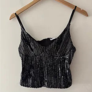 Zara Sequin Cami‎ Crop Top thumbnail 2