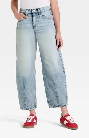 Universal Thread Barrel Jeans thumbnail 1