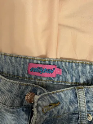 jeans  thumbnail 2