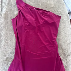 Berry pink vintage cache one shoulder gem top  thumbnail 3