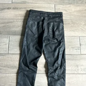 Zara woman coated black pants thumbnail 6