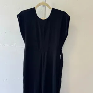Loft Petites Black V-Neck Tie Waist Wide Leg Cropped Jumpsuit 0P Minimalist thumbnail 3