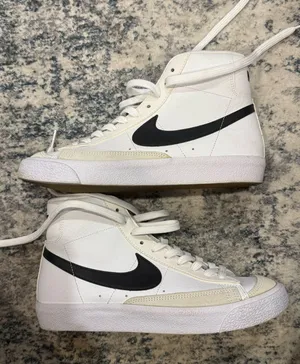 Nike Blazer Mid thumbnail 1