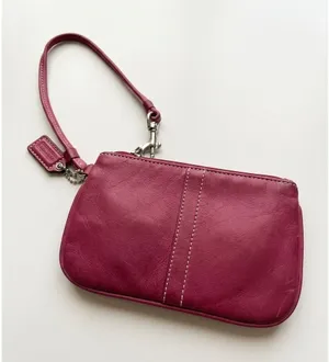 Vintage Coach‎ Wristlet Women Small Magenta Pink Leather Zip Pouch Wallet Bag thumbnail 1