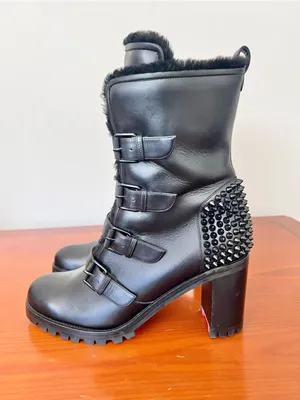 Christian Louboutin Glory mount70 Leather Spike Shearling Boots Size 39.5 RARE thumbnail 4