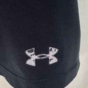 Under Armour Women's Sleek Black Tank Top thumbnail 2