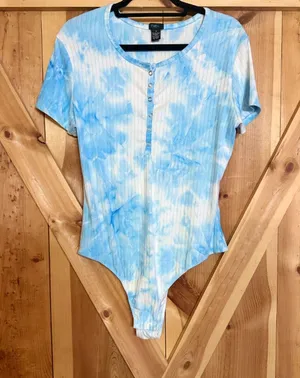 Rue21 Tie Dye Bodysuit 1X Plus Size NWOT Light Blue Y2K Style Retro Rave Boho thumbnail 1