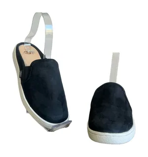 UGG NEW Women's Gene Slip On Black Leather Mule Size 6 #937 thumbnail 1