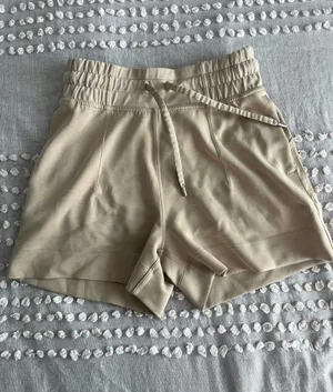 Lululemon Soft Ambitions High-Rise Shorts 4" thumbnail 1