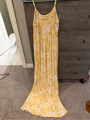 SO Yellow Floral Smocked Maxi Dress thumbnail 3