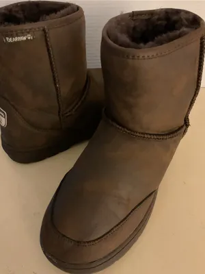 BearPaw Women brown leather short classic boots US 11 thumbnail 8
