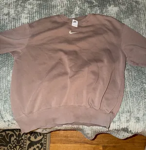 Brown Nike Crewneck Sweatshirt thumbnail 1