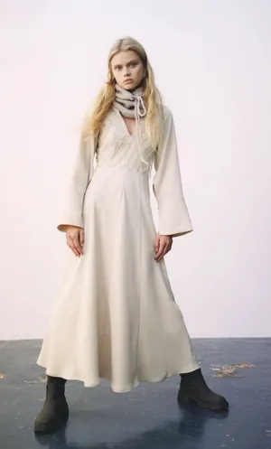 Zara NWT Bloggers Fav Voluminous Cream Midi Dress thumbnail 1