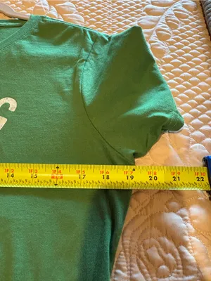 Port & Company gardening enthusiasts t-shirt punny phrase "Hoeing Ain't Easy” M thumbnail 6