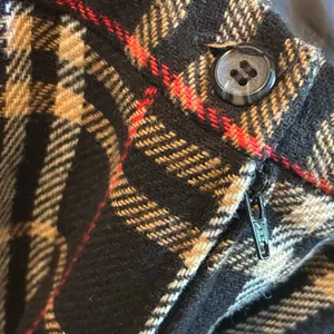 Vintage Briggs Wool Blend Plaid Mini Skirt - size 14 thumbnail 4