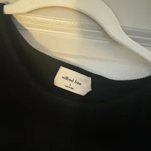 Aritzia Wilfred free size small dress thumbnail 3