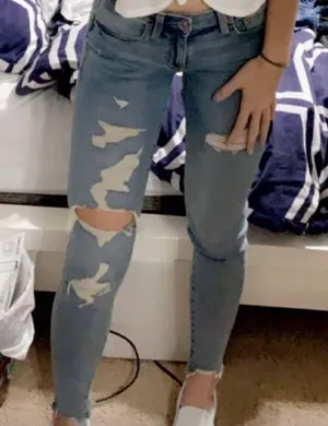 American Eagle Skinny Jeans thumbnail 1