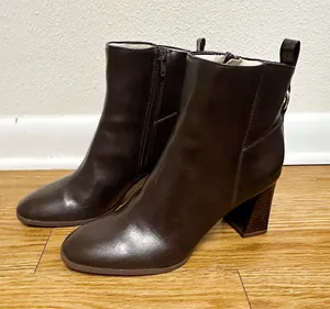 Life Stride Soft System Leather Ankle Boots thumbnail 1