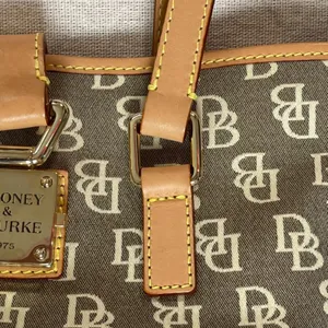 Dooney & Bourke | Vintage Tan and Gray Signature Classic Bucket Bag thumbnail 13