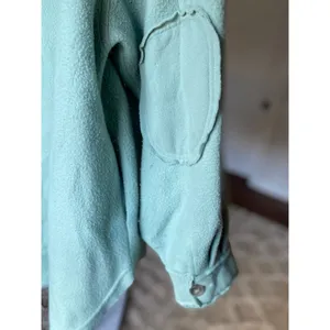 Oli & Hali Distressed Fleece Shacket L Soft Girl Coastal Lumberjane Quiet Luxury thumbnail 5