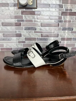 Tommy Hilfiger women's black and white flat sandals thumbnail 10